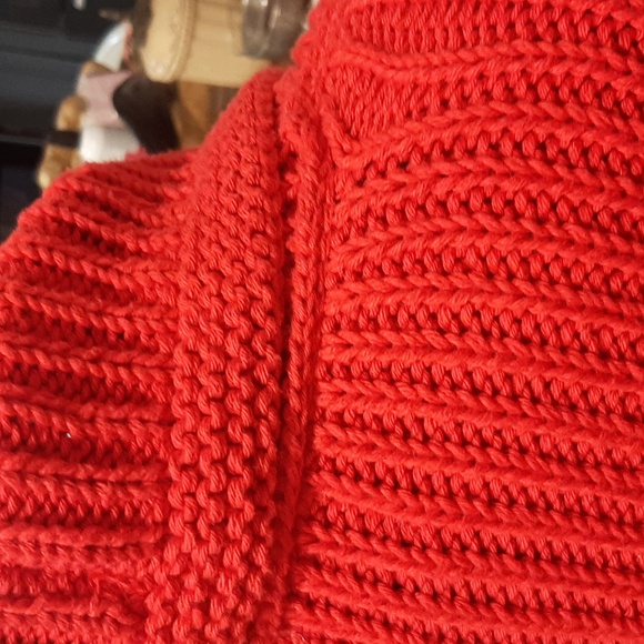 Beautiful cardigan sweater - Picture 8 of 12